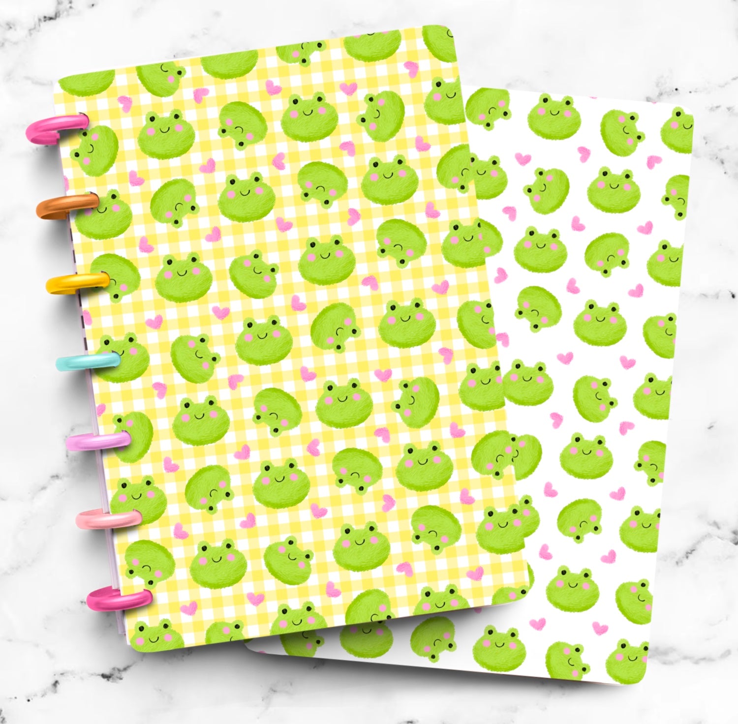 Magpie soul kawaii frog planner with yellow plaid background and pink hearts